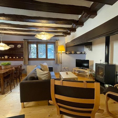 A04 - Apartamento Foc - Casa Mingot - Villmor Anciles エクステリア 写真