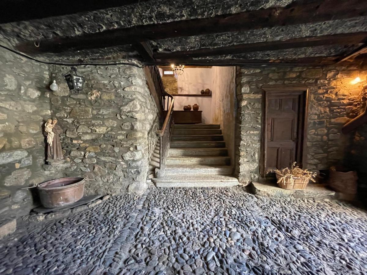 A04 - Apartamento Foc - Casa Mingot - Villmor Anciles エクステリア 写真
