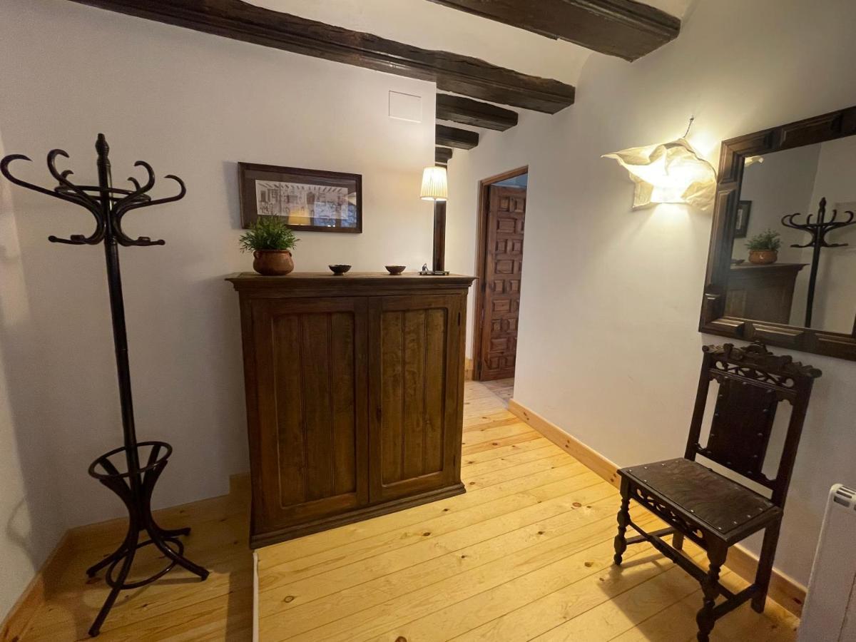 A04 - Apartamento Foc - Casa Mingot - Villmor Anciles エクステリア 写真